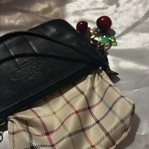 Coach Leatherware Vintage Black Leather Wristlet Tattersall Interior EUC - Picture 8 of 10